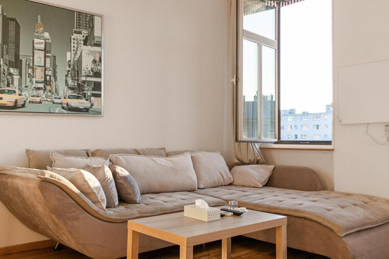 Joyful 2Br Shared Apt Near Millenium Tower & Danube River Wenen Buitenkant foto
