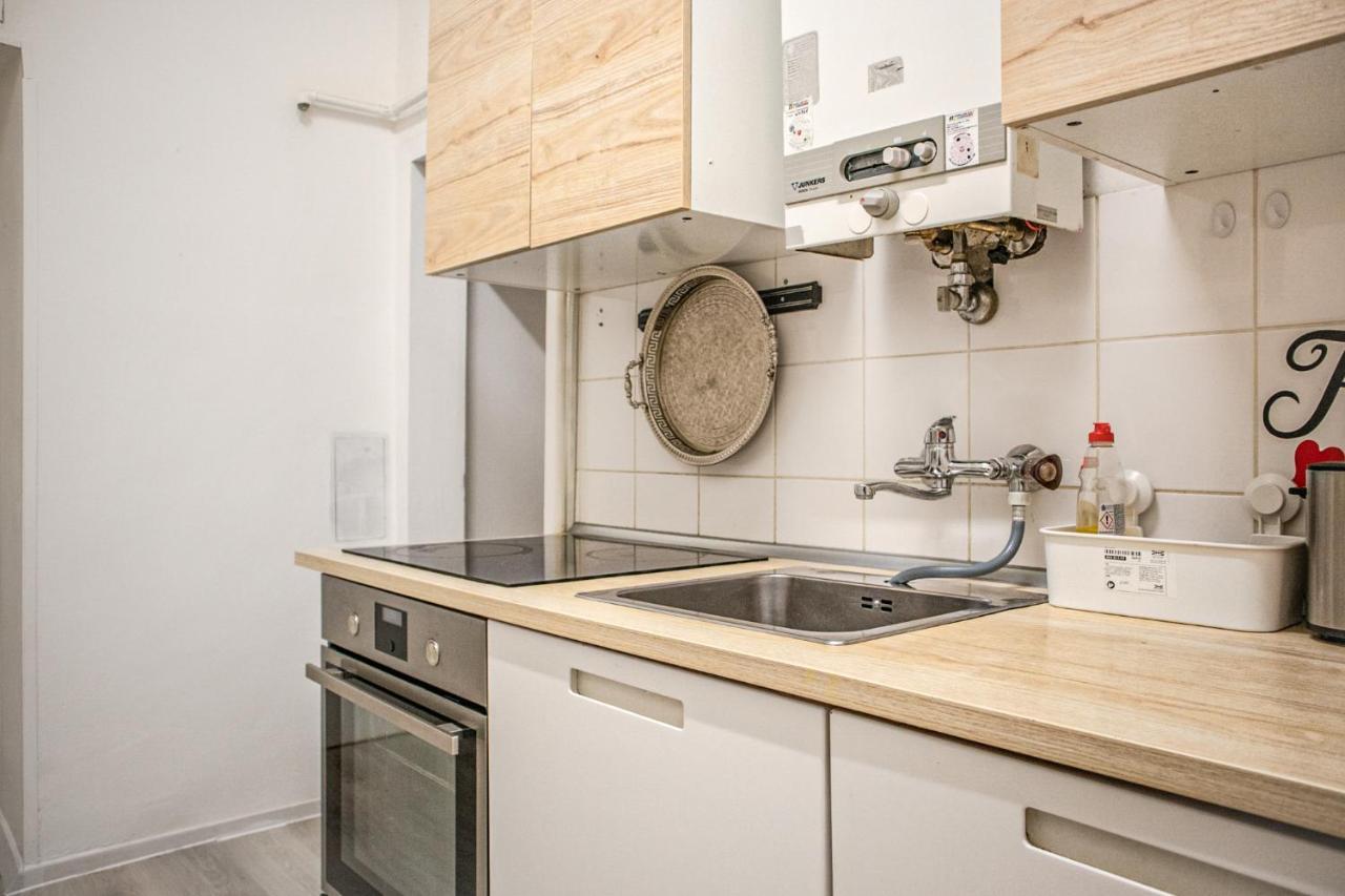 Joyful 2Br Shared Apt Near Millenium Tower & Danube River Wenen Buitenkant foto